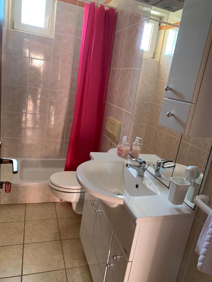 Sobe I Apartmani Til Crikvenica Exterior foto